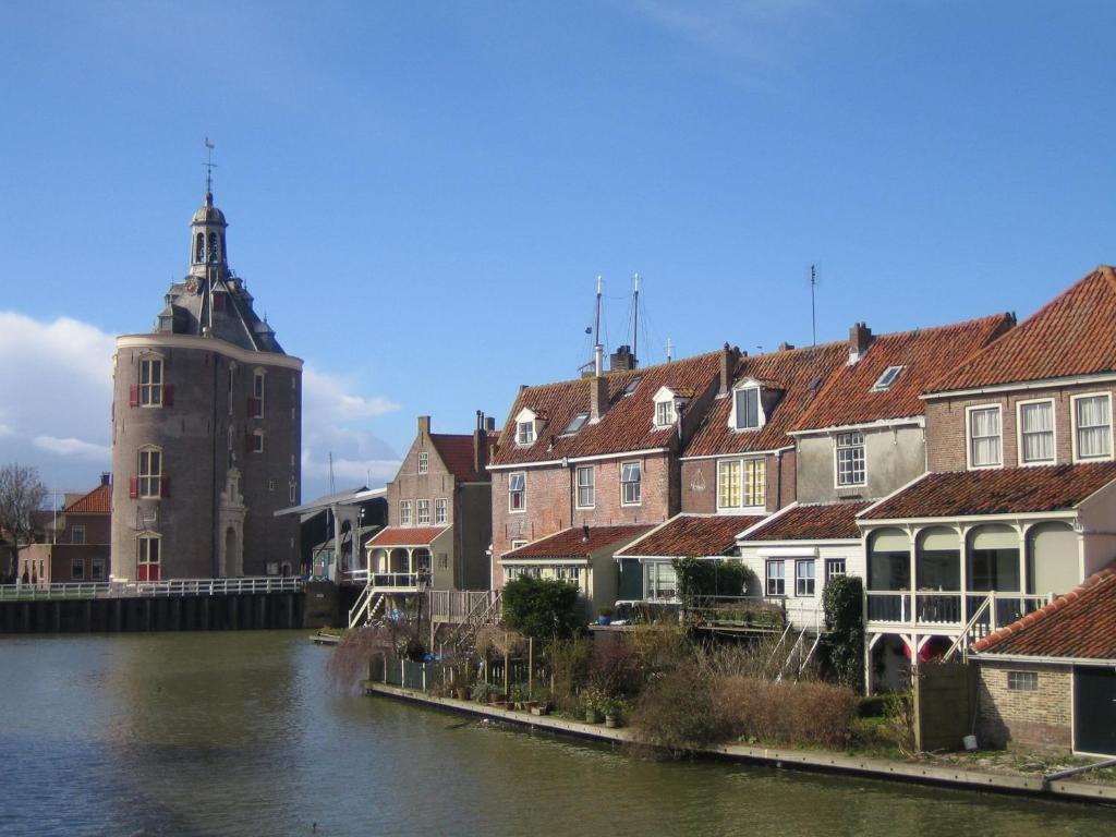 Het Wapen 3*